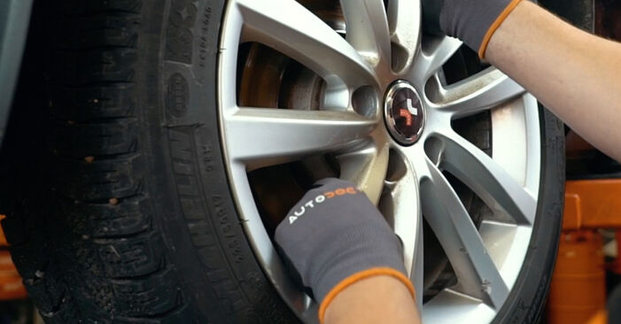 VW Beetle Cabrio 1.6 TDI 2013 Stabilisatorstang remplaceren: kosteloze garagehandleidingen