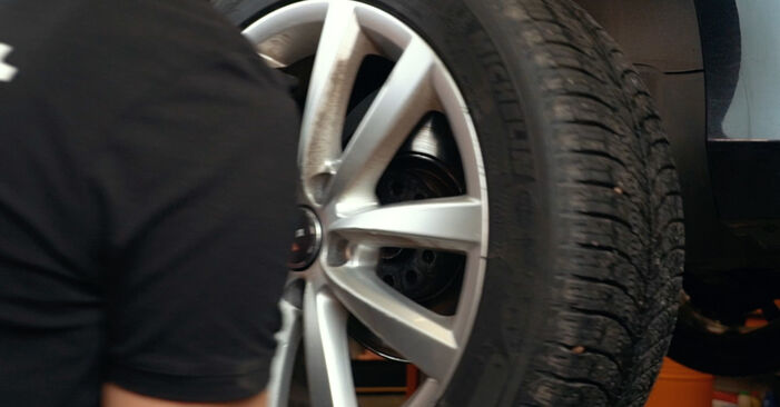 Hoe Wiellager wisselen AUDI TT Roadster (8J9) 2012: download pdf-gidsen en video-tutorials