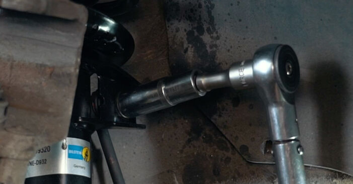Trocar Rolamento da Roda no SEAT Alhambra (710, 711) 2.0 TDI 2013 por conta própria