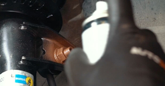 Cum schimb Rulment roata la SEAT Alhambra 7N 2010 - manualele în format PDF și video gratuite