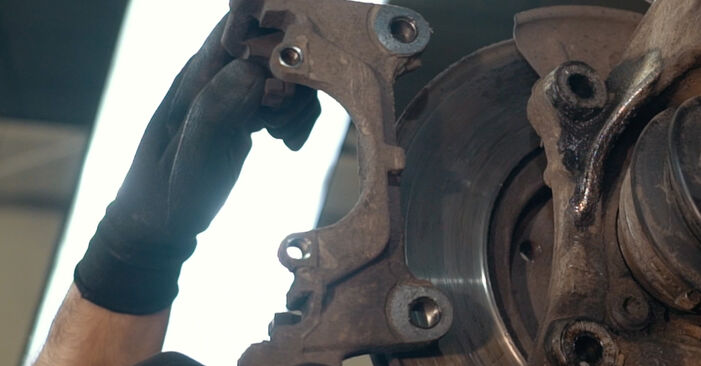 How to change Wheel Bearing on Touran Mk1 2003 - free PDF and video manuals
