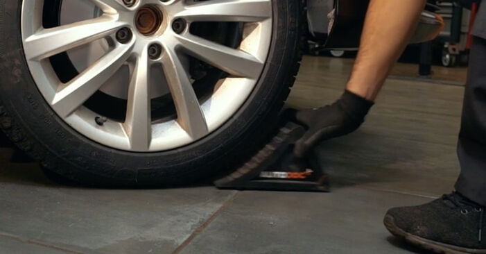 Radlager beim VW PASSAT 1.8 TSI 2013 selber erneuern - DIY-Manual