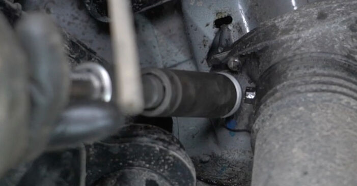 Step-by-step recommendations for DIY replacement VW Tiguan 2 AD1 2020 1.6 TDI Shock Absorber