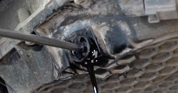 Wieviel Zeit nimmt der Austausch in Anspruch: Ölfilter beim Audi A5 Cabriolet F57 2024 - Ausführliche PDF-Anleitung