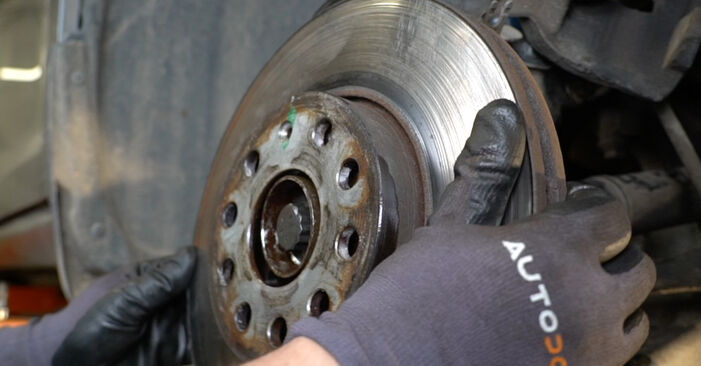 Bremsscheiben Seat Leon 5f1 2.0 TDI 2014 wechseln: Kostenlose Reparaturhandbücher