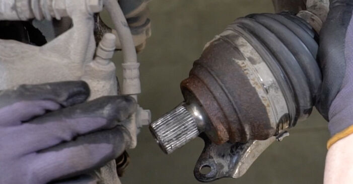 Смяна на Seat Leon 5f 1.6 TDI 2014 Тампон Макферсон: безплатни наръчници за ремонт