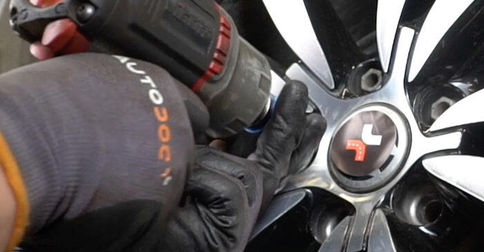 Kā nomainīt SEAT Leon Hatchback (5F1) 2.0 TDI 2013 Amortizatoru Atbalsta Gultņi - pakāpeniskās rokasgrāmatas un video ceļveži