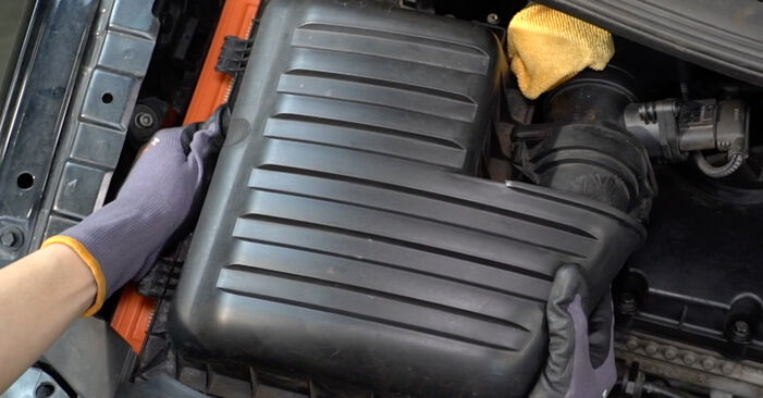 Wie lange braucht der Teilewechsel: Luftfilter am SEAT Alhambra 7M 2004 - Einlässliche PDF-Wegleitung