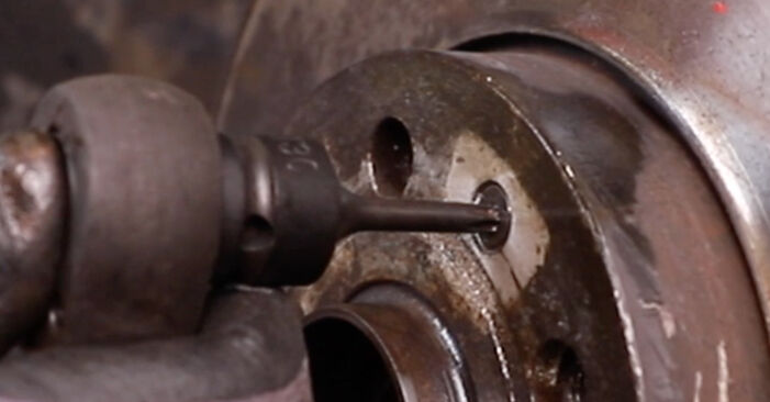 Comment changer Roulement de roue sur VW T-ROC - trucs et astuces