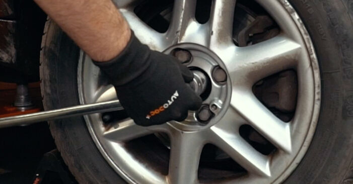 Come sostituire Cuscinetti ruota posteriore e anteriore DACIA LOGAN II 1.5 dCi 2013 - manuali passo passo e video guide