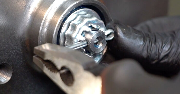 PORSCHE 924 2.0 Wheel Bearing replacement: online guides and video tutorials