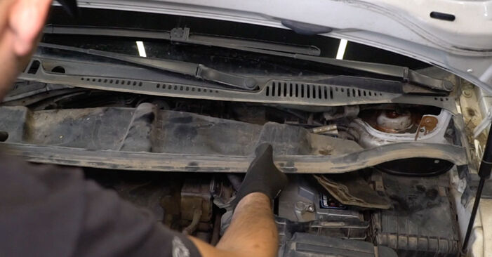 Wie kompliziert ist es, selbst zu reparieren: Domlager am Audi TT 8J 2.0 TFSI quattro 2012 ersetzen – Laden Sie sich illustrierte Wegleitungen herunter