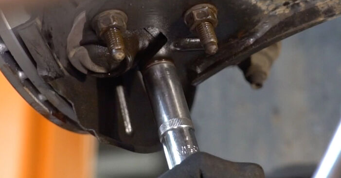 Wie schmierig ist es, selber zu reparieren: Antriebswellengelenk beim Audi TT Roadster 2.0 TFSI quattro 2013 wechseln – Downloaden Sie sich Bildanleitungen