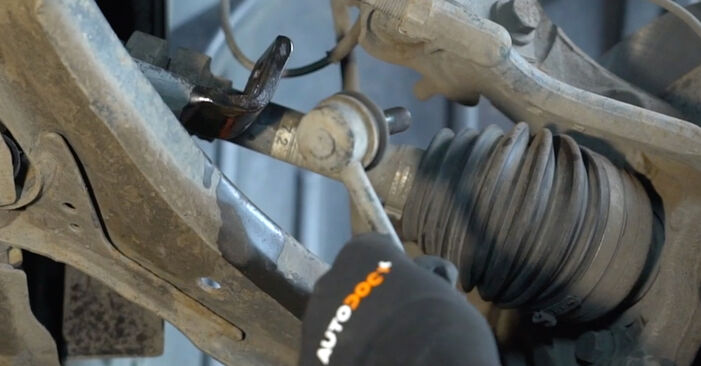 Wie schmierig ist es, selber zu reparieren: Koppelstange beim Renault Koleos 1 2.0 dCi 4x4 (HY0K) 2014 wechseln – Downloaden Sie sich Bildanleitungen