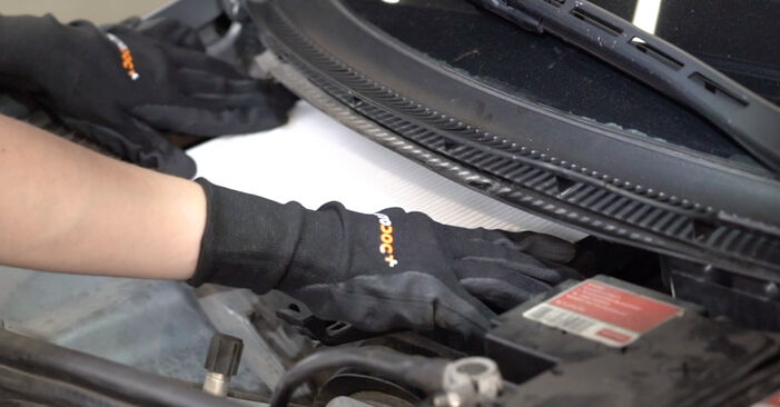 Как да демонтираме SEAT EXEO 1.6 2013 Филтър купе - онлайн лесни за следване инструкции