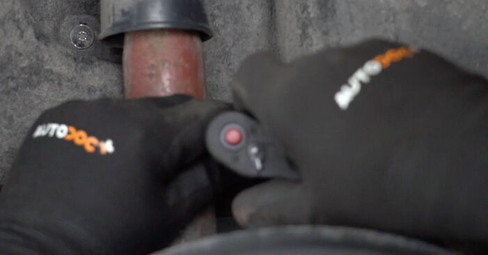 Cómo quitar Amortiguadores en un SEAT EXEO 1.6 2012 - instrucciones online fáciles de seguir