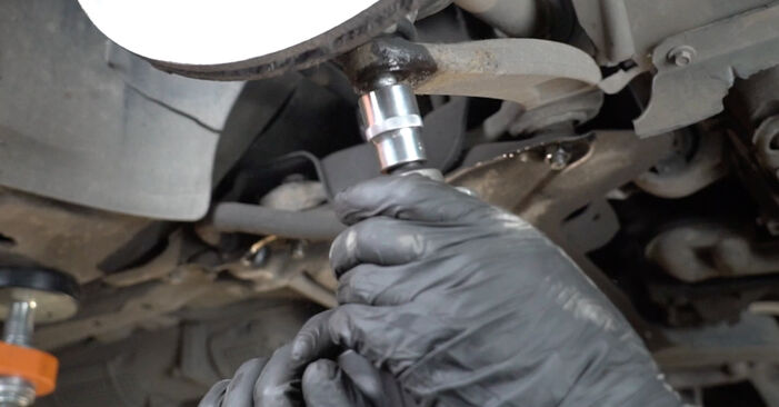 CITROËN C4 2.0 HDi Suspension Ball Joint replacement: online guides and video tutorials
