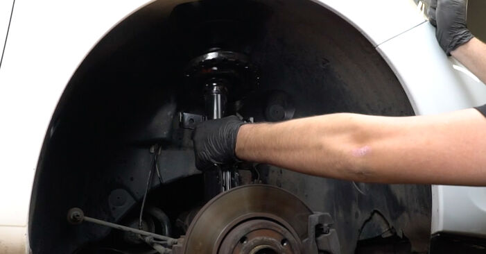 How to remove RENAULT CLIO 1.5 dCi 2012 Strut Mount - online easy-to-follow instructions