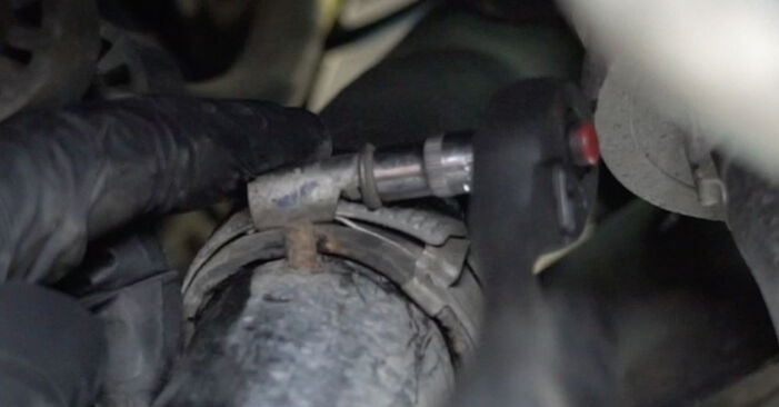 Wie kompliziert ist es, selbst zu reparieren: Wasserpumpe + Zahnriemensatz am VW Golf 6 Cabrio 2.0 R 2011 ersetzen – Laden Sie sich illustrierte Wegleitungen herunter