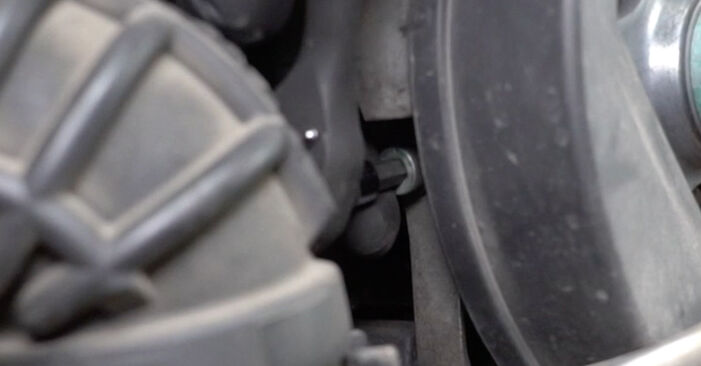 Самостоятелна смяна на VW SCIROCCO (137, 138) 2.0 TFSI 2012 Комплект зъбен ремък - онлайн урок