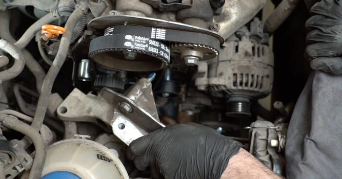 VW Caddy Mk3 1.6 TDI 2006 Water Pump + Timing Belt Kit replacement: free workshop manuals