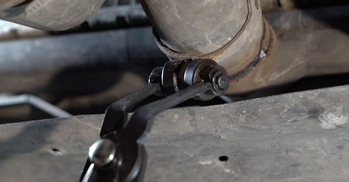 Wie schmierig ist es, selber zu reparieren: Wasserpumpe + Zahnriemensatz beim Citroen Jumpy Kastenwagen 2.0 HDi 120 4x4 2013 wechseln – Downloaden Sie sich Bildanleitungen