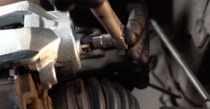 Wie schmierig ist es, selber zu reparieren: Bremssattel beim Seat Leon 1m1 1.4 16V 2005 wechseln – Downloaden Sie sich Bildanleitungen