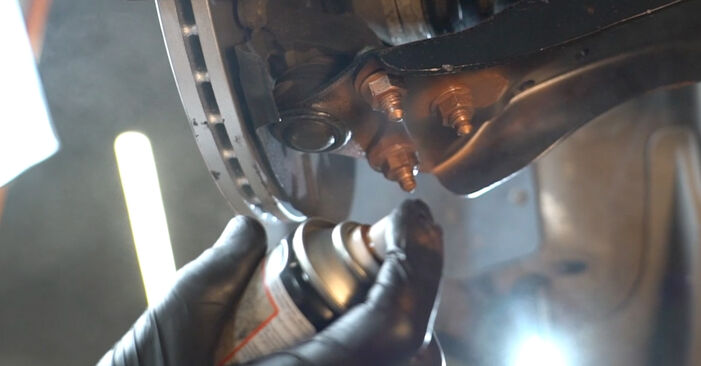 Wie kompliziert ist es, selbst zu reparieren: Querlenker am Seat Ibiza IV Sportcoupe 1.6 TDI 2014 ersetzen – Laden Sie sich illustrierte Wegleitungen herunter