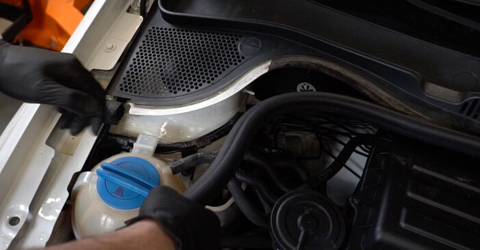 Cómo cambiar Amortiguadores en un Seat Ibiza 6J 2008 - Manuales en PDF y en video gratuitos