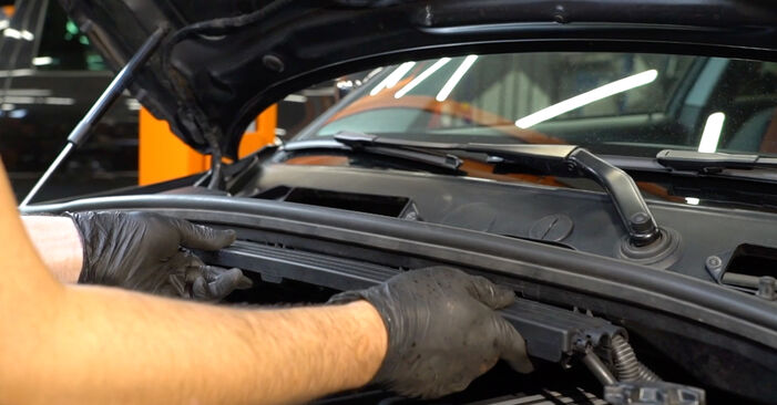 MINI Cabrio 2014 Запалителна бобина стъпка по стъпка наръчник за смяна