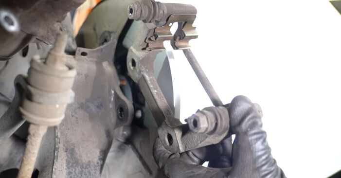 Vanskelighetsgrad: Bytte av Hjullager på Volvo XC60 I 2.4 2014 – last ned illustrert veiledning