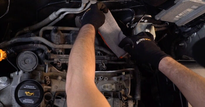 Cómo reemplazar Filtro de Aire en un SEAT Ibiza IV Hatchback (6J5, 6P1) 1.4 2009 - manuales paso a paso y guías en video