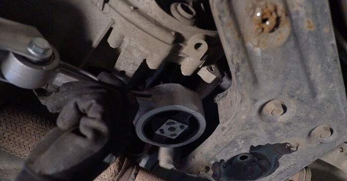 Не е трудно да го направим сами: смяна на Окачване на двигателя на Seat Ibiza 5 1.2 TSI 2014 - свали илюстрирано ръководство