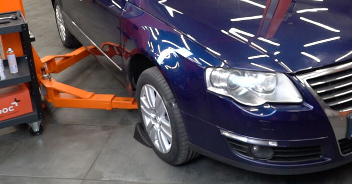 Wie man Koppelstange am VW Caddy V Kastenwagen (SBA, SBH) 2020 ersetzt - Kostenfreie PDF- und Videotipps