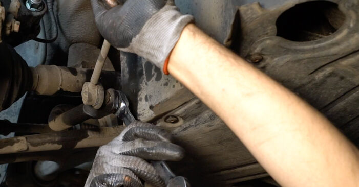 Wie schmierig ist es, selber zu reparieren: Koppelstange beim VW Caddy V Kastenwagen (SBA, SBH) 1.5 TSi EVO 2021 wechseln – Downloaden Sie sich Bildanleitungen