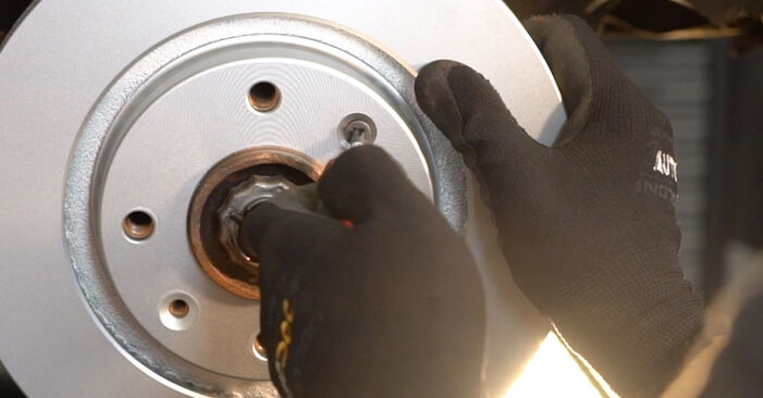 How to change Brake Discs on Peugeot 405 Saloon 1992 - free PDF and video manuals