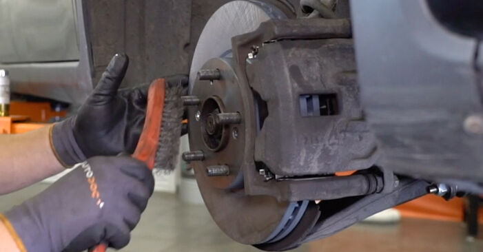 Wieviel Zeit nimmt der Austausch in Anspruch: ABS Sensor beim Honda Civic 8 2013 - Ausführliche PDF-Anleitung