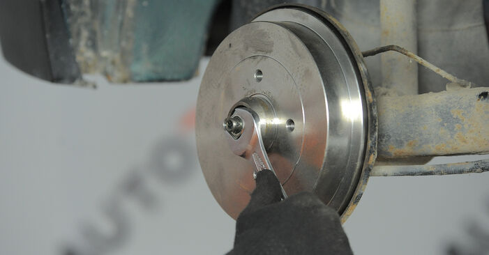 Changing of Brake Shoes on VW Vento 1h2 1991 won't be an issue if you follow this illustrated step-by-step guide