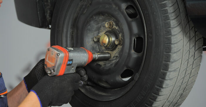 VW UP 1.0 EcoFuel 2013 Bremsbacken wechseln: Gratis Reparaturanleitungen
