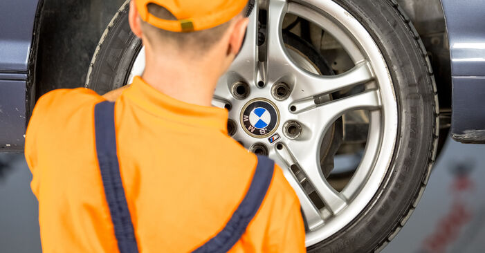 Udskiftning af Bremsekaliber på BMW Z3 ved gør-det-selv indsats
