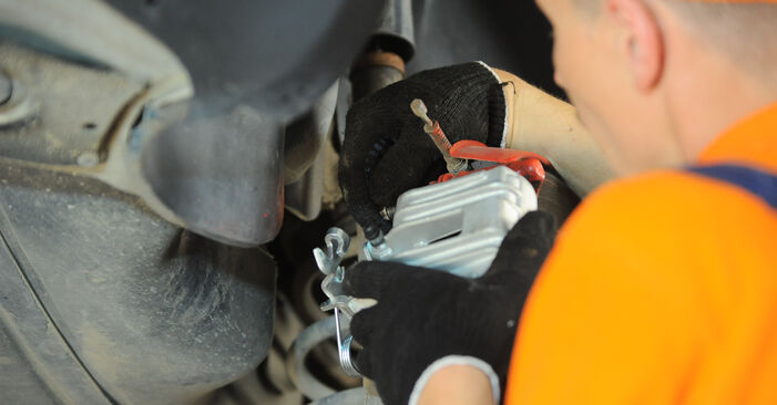 Tausch Tutorial Bremssattel am AUDI A7 Sportback (4GA, 4GF) 2013 wechselt - Tipps und Tricks