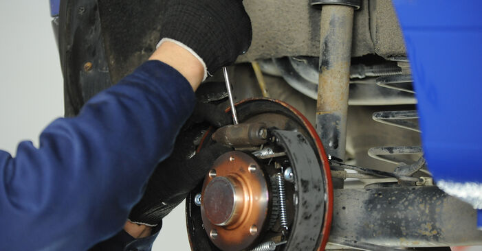 Changing of Wheel Cylinder on VW Caddy Mk1 1987 won't be an issue if you follow this illustrated step-by-step guide
