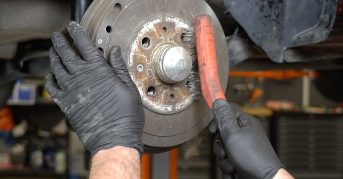 How to remove SEAT CORDOBA 1.9 TDI 2001 Brake Drum - online easy-to-follow instructions