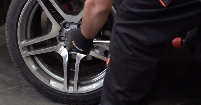 How to remove MERCEDES-BENZ CLS CLS 55 AMG 5.4 (219.376) 2008 Brake Calipers - online easy-to-follow instructions