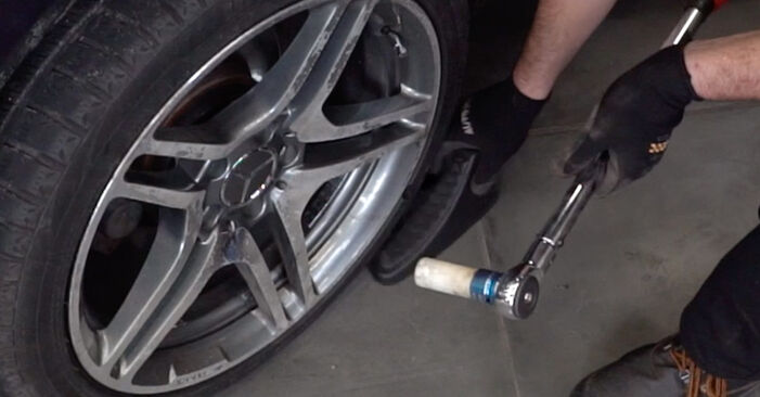 Changing Wheel Bearing on MERCEDES-BENZ SLR ROADSTER (R199) 5.4 SLR McLaren 2009 by yourself