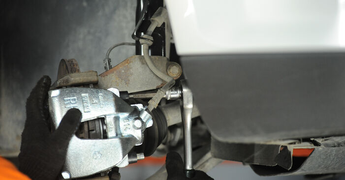 Wie lange benötigt das Auswechseln der Teile: Bremssattel beim Ford Kuga Mk1 2011 - Detailliertes PDF-Tutorial