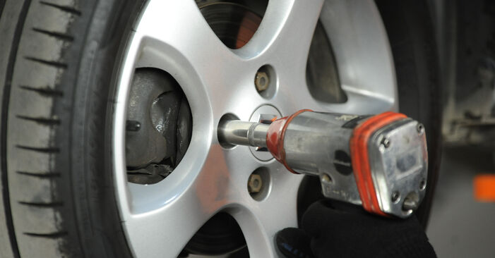 SUZUKI SPLASH 1.2 (A5B 412) 2010 Bremsscheiben wechseln: Gratis Reparaturanleitungen
