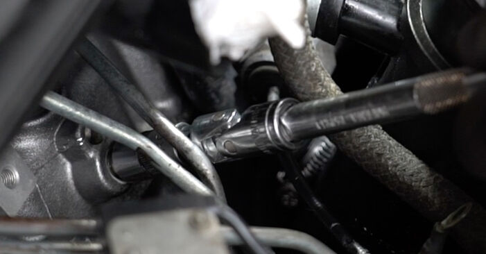 Trinn-for-trinn anbefalinger for hvordan du kan bytte Peugeot 406 Stasjonsvogn 2000 2.2 Glødeplugger selv