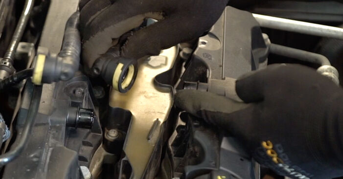 Zündkerzen Peugeot 206 Limousine 1.6 16V 2009 wechseln: Kostenlose Reparaturhandbücher