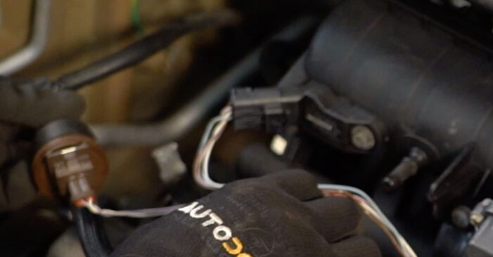 Смяна на Peugeot Bipper Ван 1.3 HDi 75 2010 Запалителна свещ: безплатни наръчници за ремонт